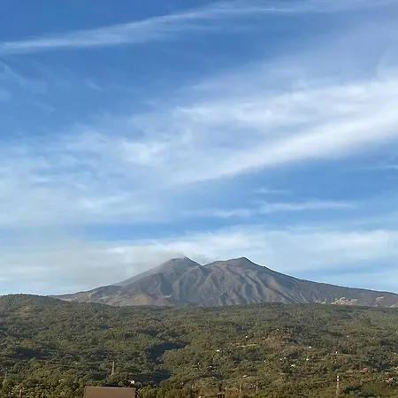Etna Charming Casa de Férias